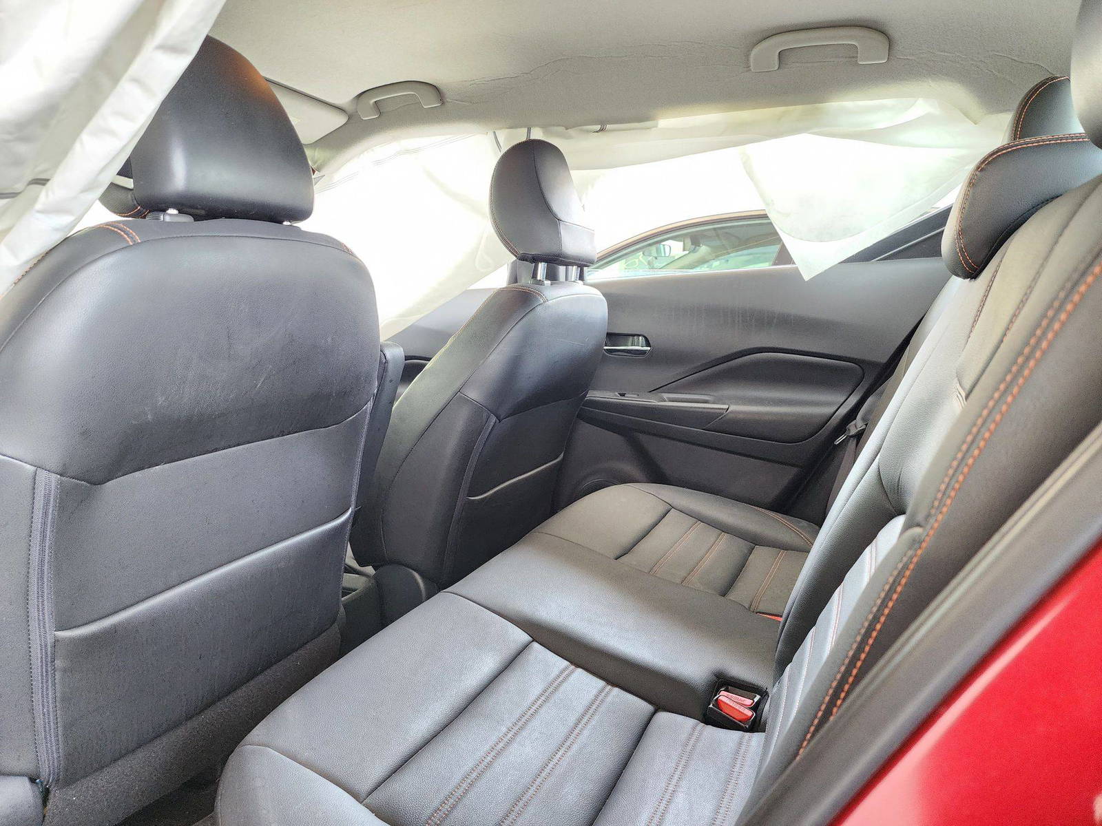 2018 NISSAN KICKS — 92027 KM — Lot 500312 — Souq - Marhaba Auctions Used Cars - Image 6