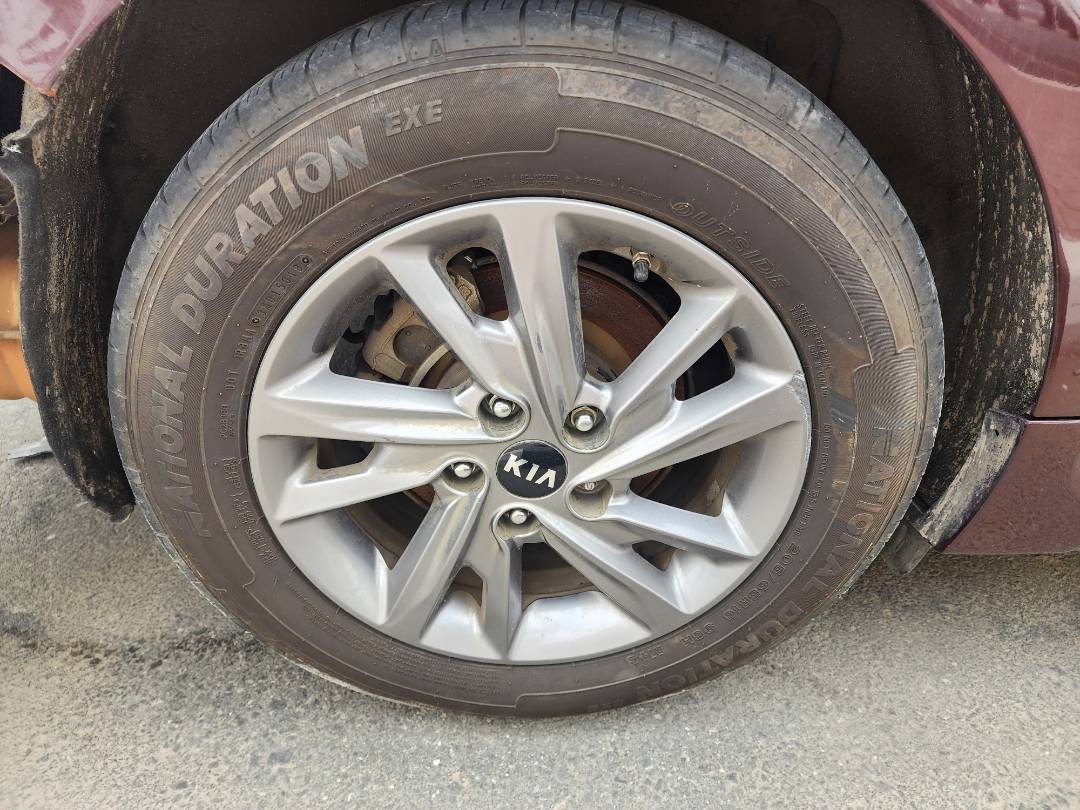 2019 KIA OPTIMA — 118551 Miles — Lot 37837785 - Marhaba Auctions Used Cars - Image 9