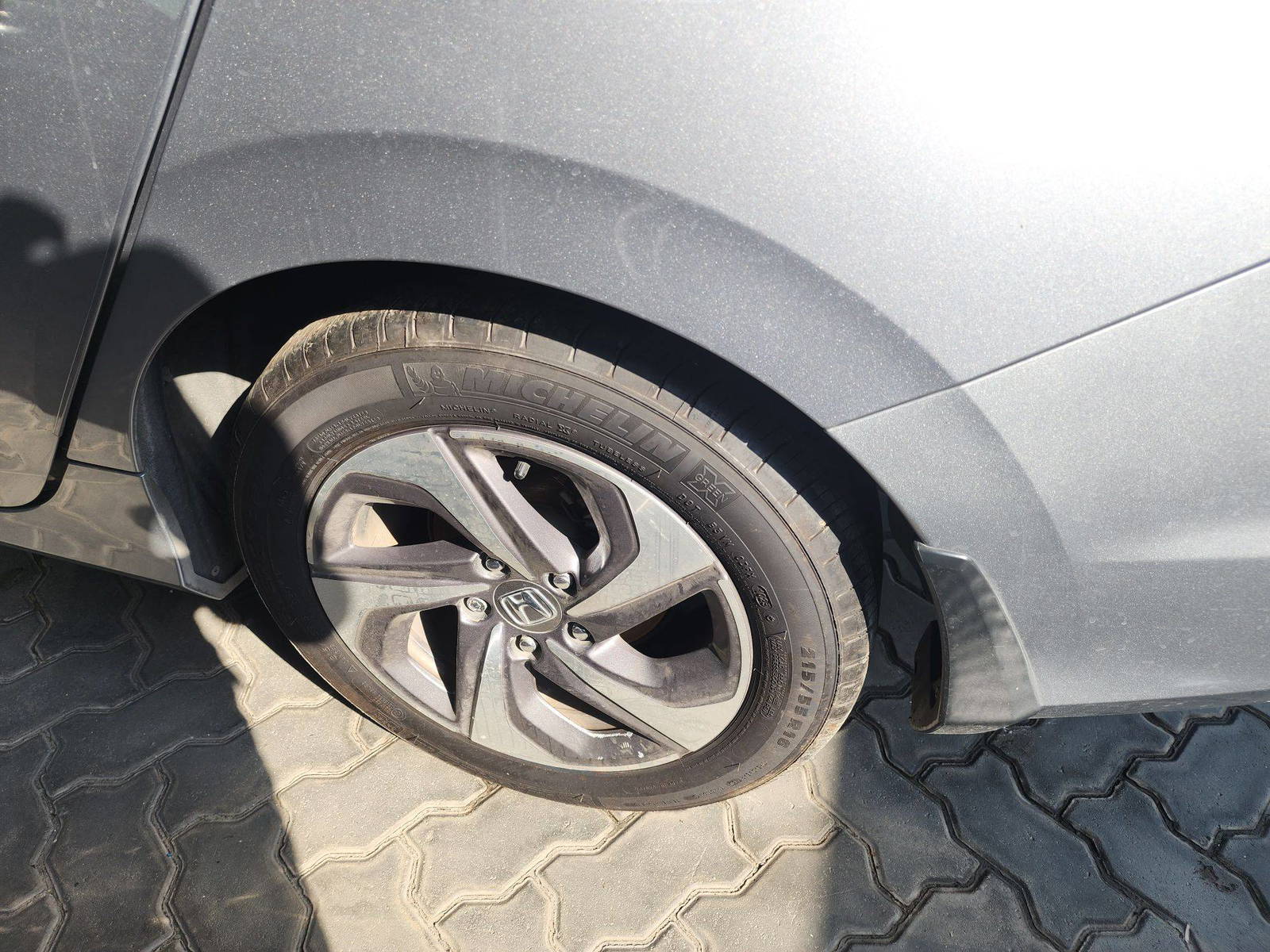 2019 HONDA INSIGHT — 108079 Miles — Lot 69923483 - Marhaba Auctions Used Cars - Image 5
