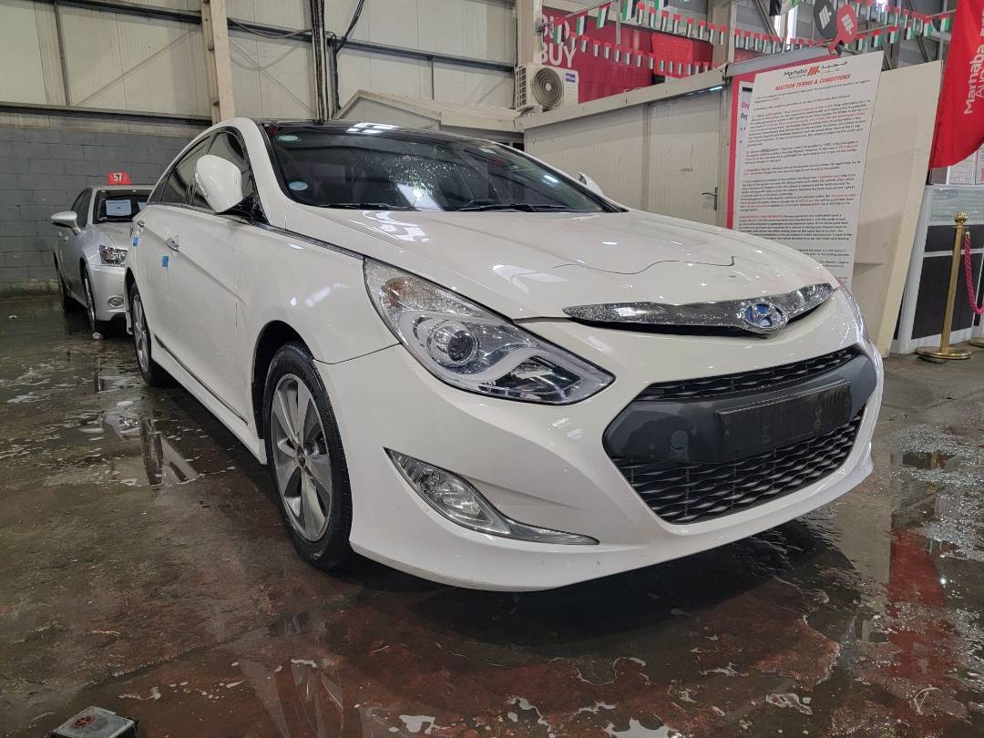 2012 HYUNDAI SONATA — 189810 KM — Lot 018943 — Main - Marhaba Auctions Used Cars - Image 5