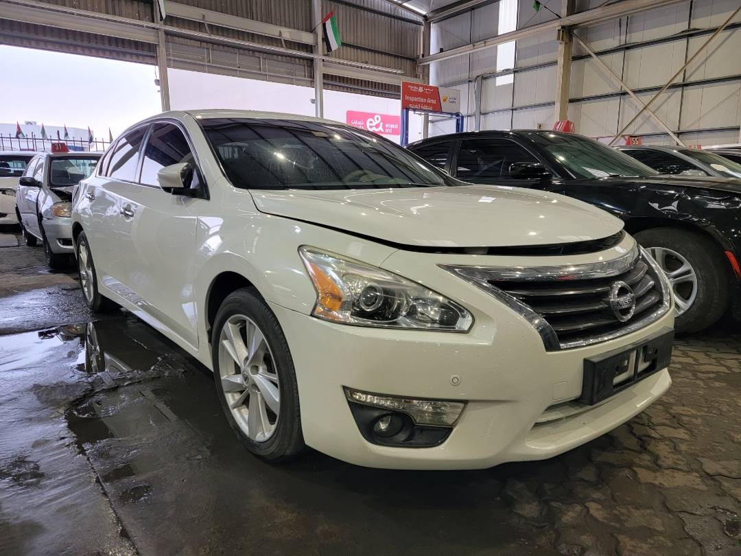 2014 NISSAN ALTIMA — 319815 KM — Lot P1EC200863 — Main - Marhaba Auctions Used Cars - Image 4