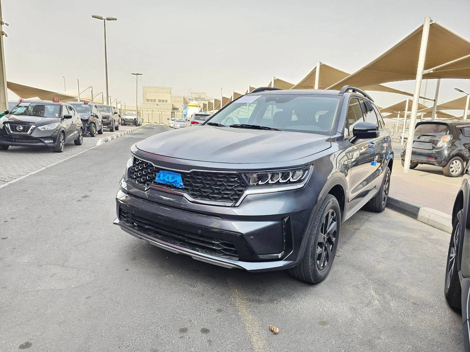 2022 KIA SORENTO — 26085 Miles — Lot 9NG080525 — Souq - Marhaba Auctions Used Cars - Image 3