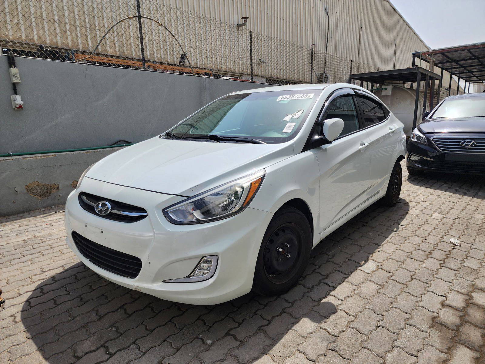 2016 HYUNDAI ACCENT — 140142 Miles — Lot 56337585 — Al Quoz - Marhaba Auctions Used Cars - Image 3