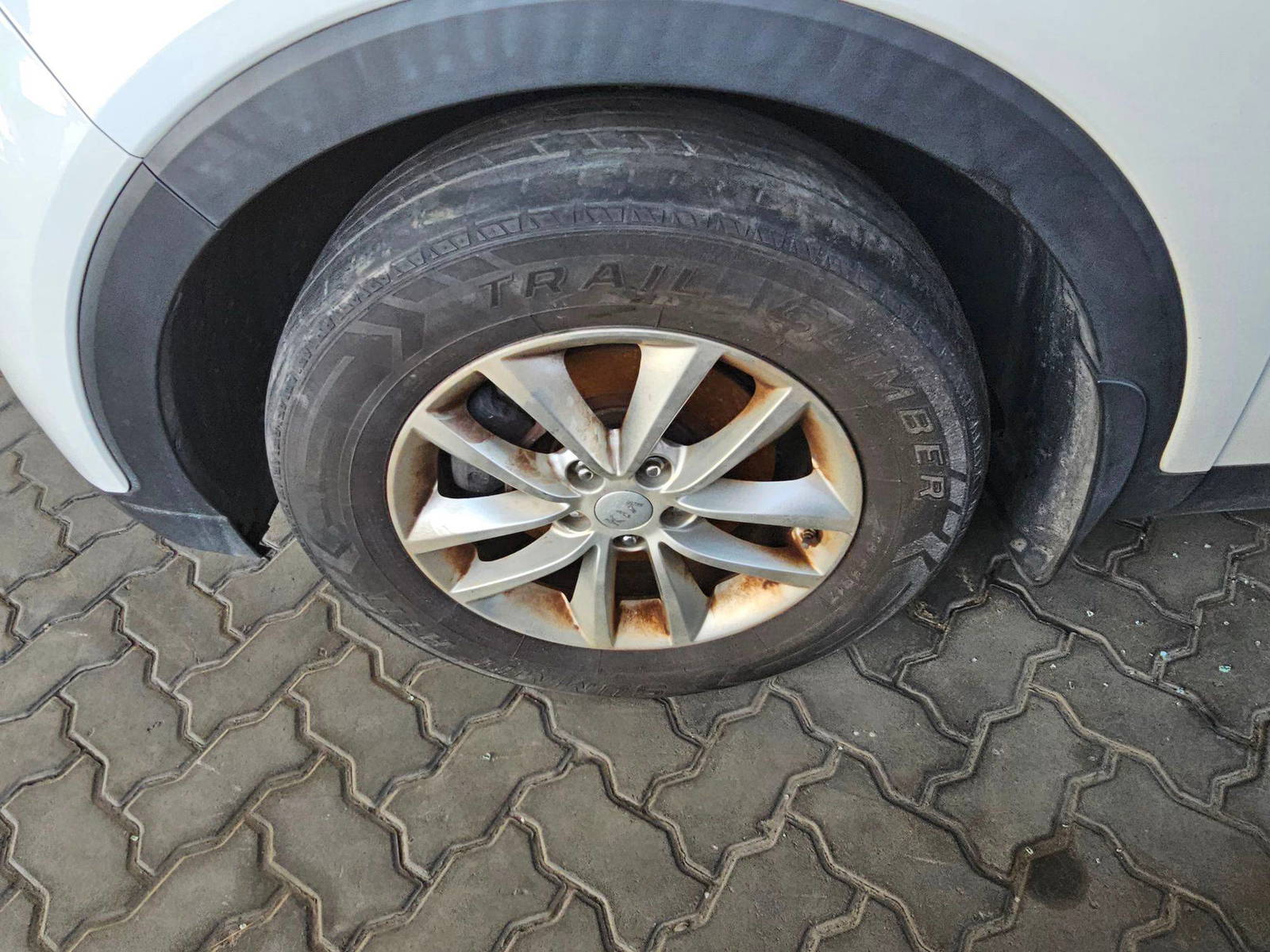 KIA SORENTO 2017 - Marhaba Auction Used Cars - Image 10