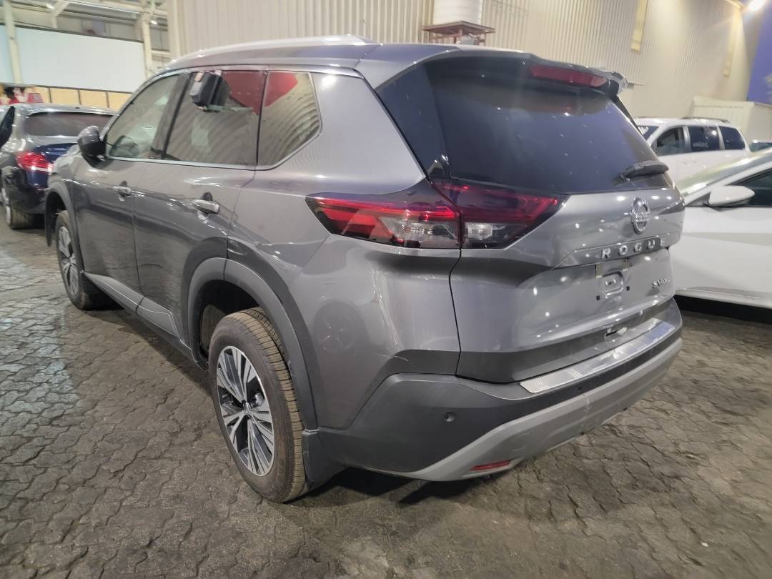 2021 NISSAN ROGUE — 116551 Miles — Lot C811472 — Main - Marhaba Auctions Used Cars - Image 3