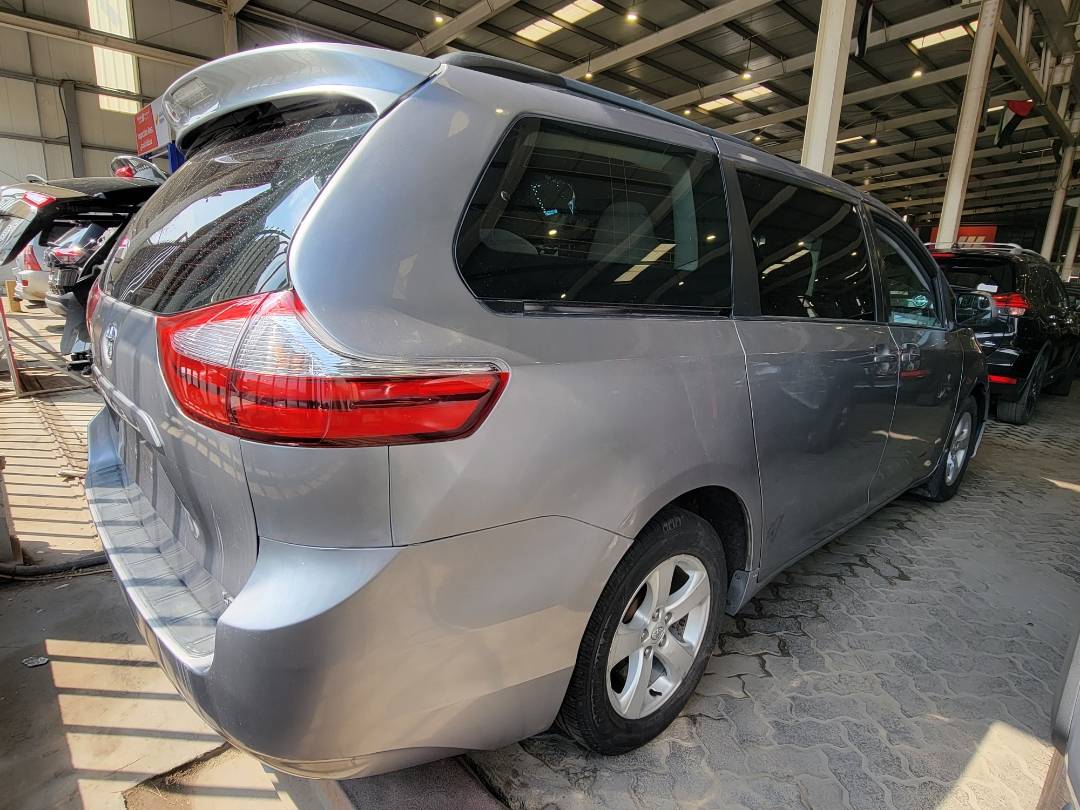 2017 TOYOTA SIENNA — 229590 Miles — Lot 779036 — Main - Marhaba Auctions Used Cars - Image 4