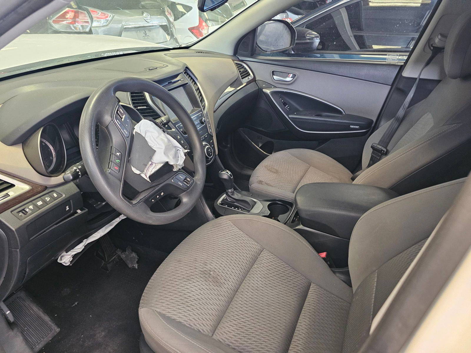 HYUNDAI SANTA FE 2017 - Marhaba Auction Used Cars - Image 7