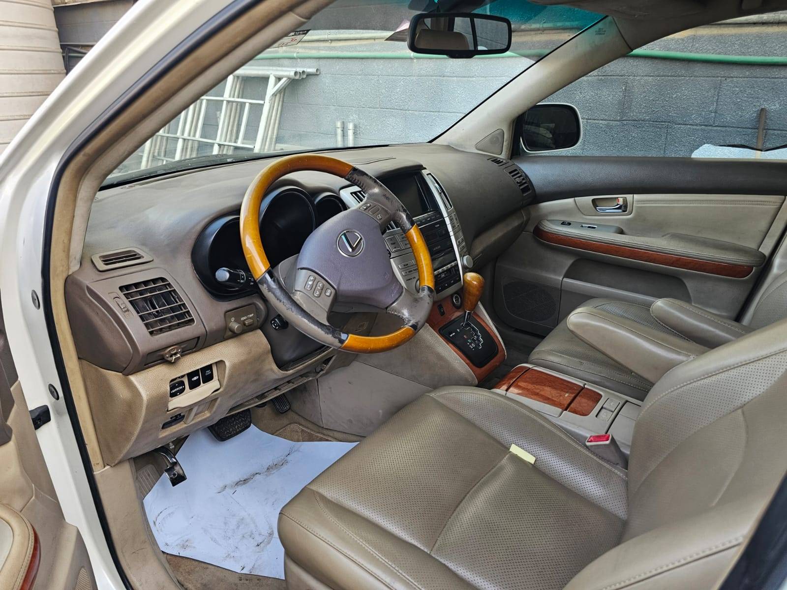 2007 LEXUS RX 350 — Lot 2035981 — Main - Marhaba Auctions Used Cars - Image 7