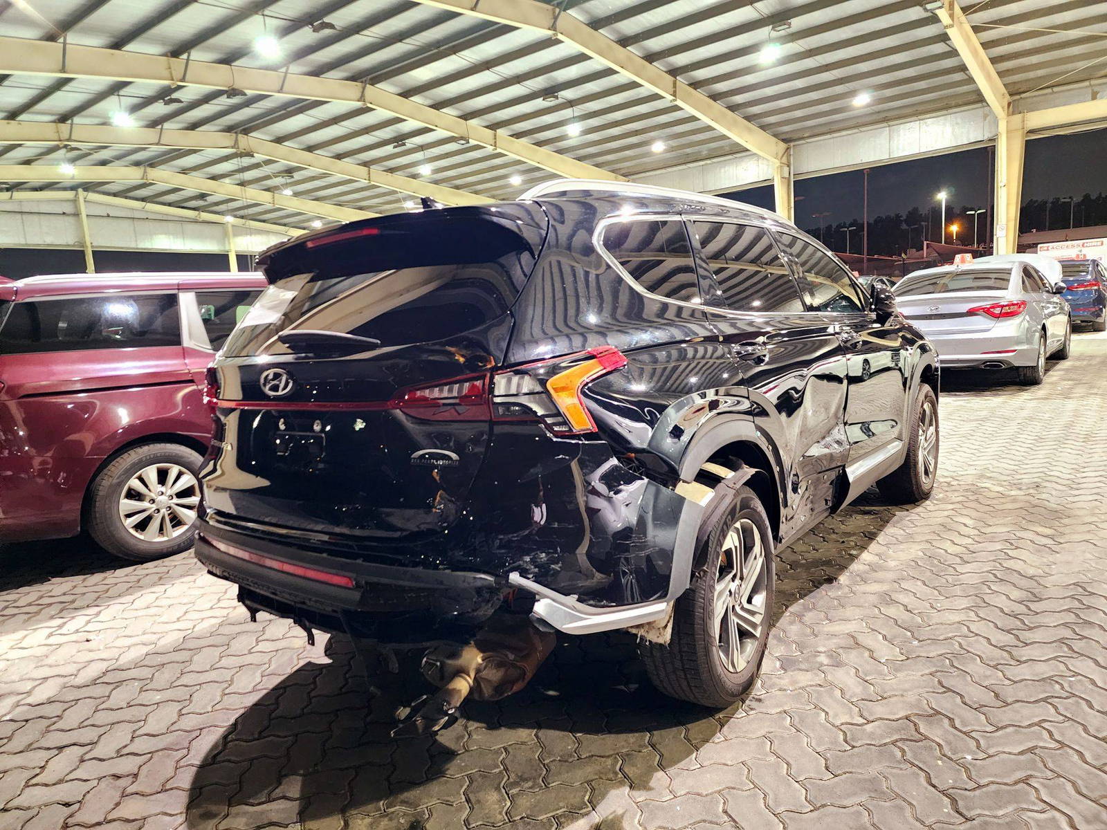 2021 HYUNDAI SANTA FE — 56858 Miles — Lot 71065214 — Souq - Marhaba Auctions Used Cars - Image 4