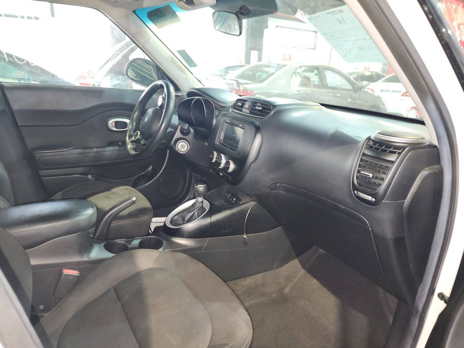 2017 KIA SOUL — 199130 Miles — Lot 946455 — Souq - Marhaba Auctions Used Cars - Image 8