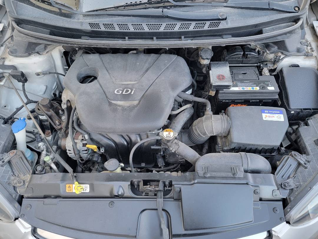 2012 HYUNDAI AVANTE — 124496 KM — Lot 282797 — Main - Marhaba Auctions Used Cars - Image 10
