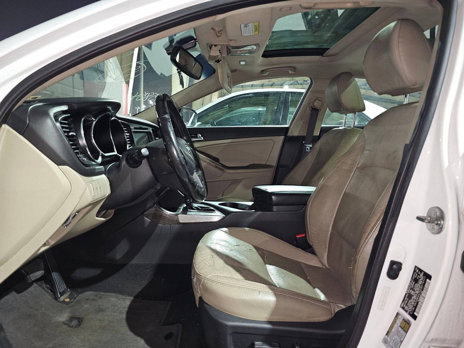 2012 KIA OPTIMA — 163242 Miles — Lot 42897609 — Souq - Marhaba Auctions Used Cars - Image 10