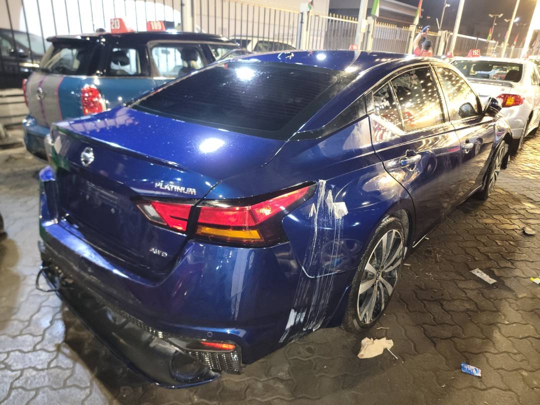 2019 NISSAN ALTIMA — 76969 KM — Lot 307147 - Marhaba Auctions Used Cars - Image 4