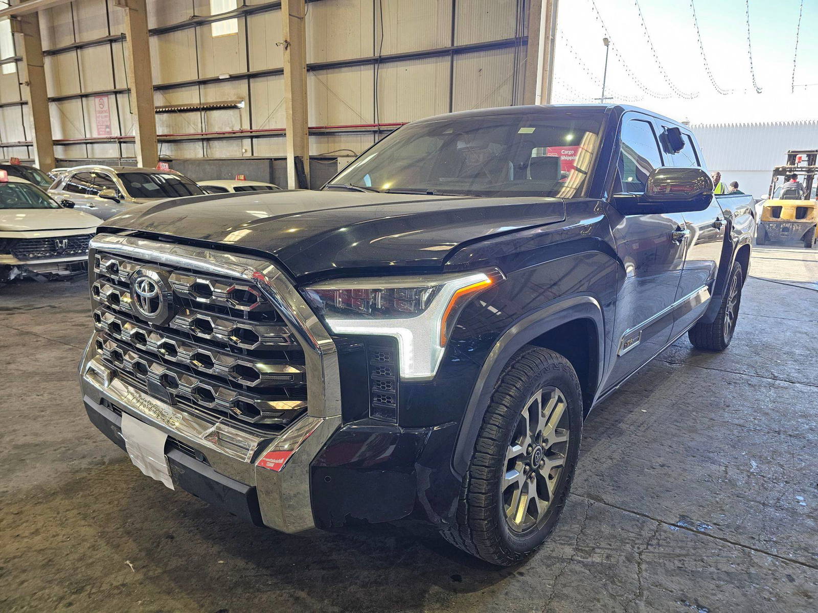 2022 TOYOTA TUNDRA — 55967 KM — Lot NX016154 — Main - Marhaba Auctions Used Cars - Image 3