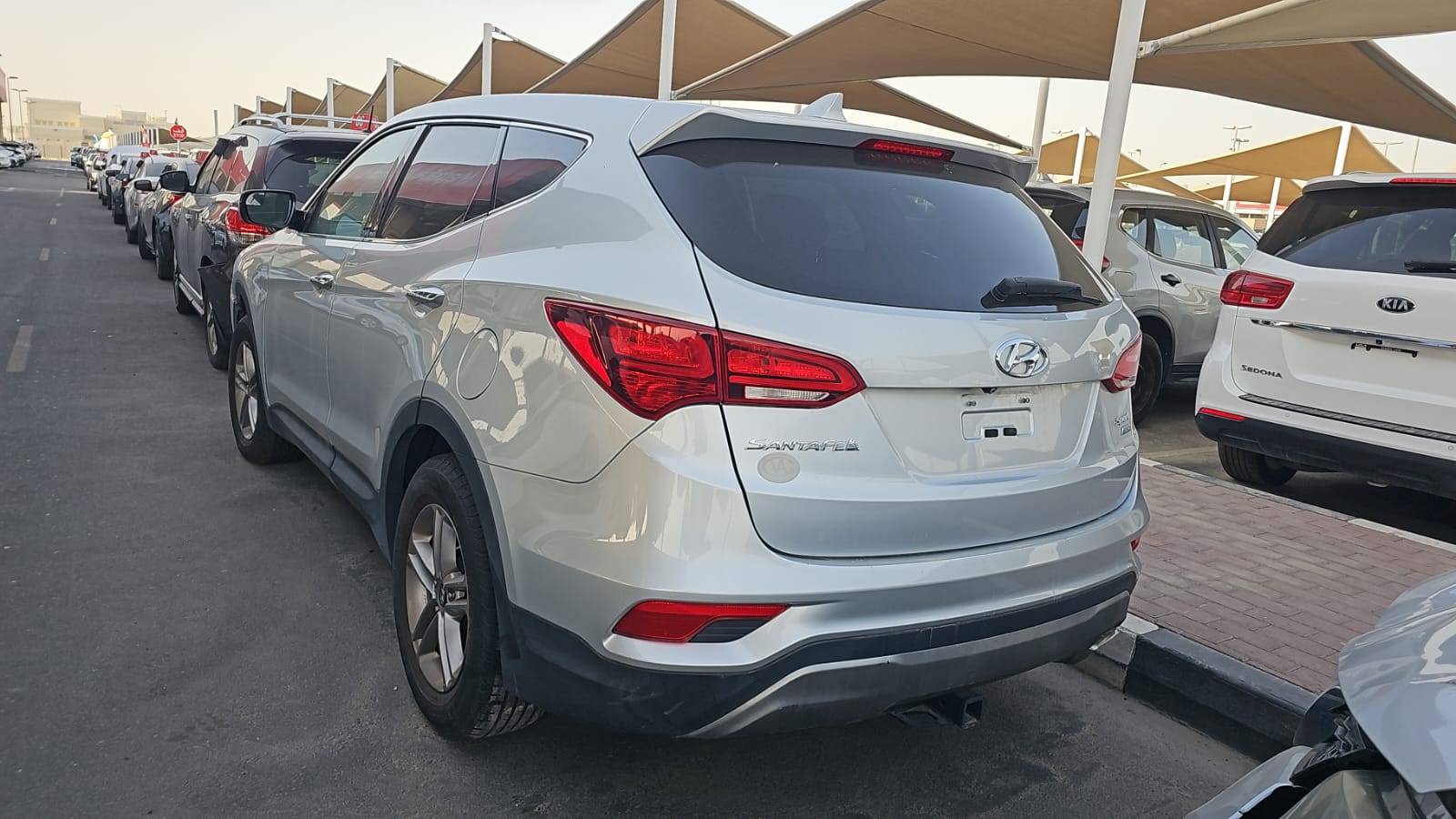 HYUNDAI SANTA FE 2017 vehicle photo