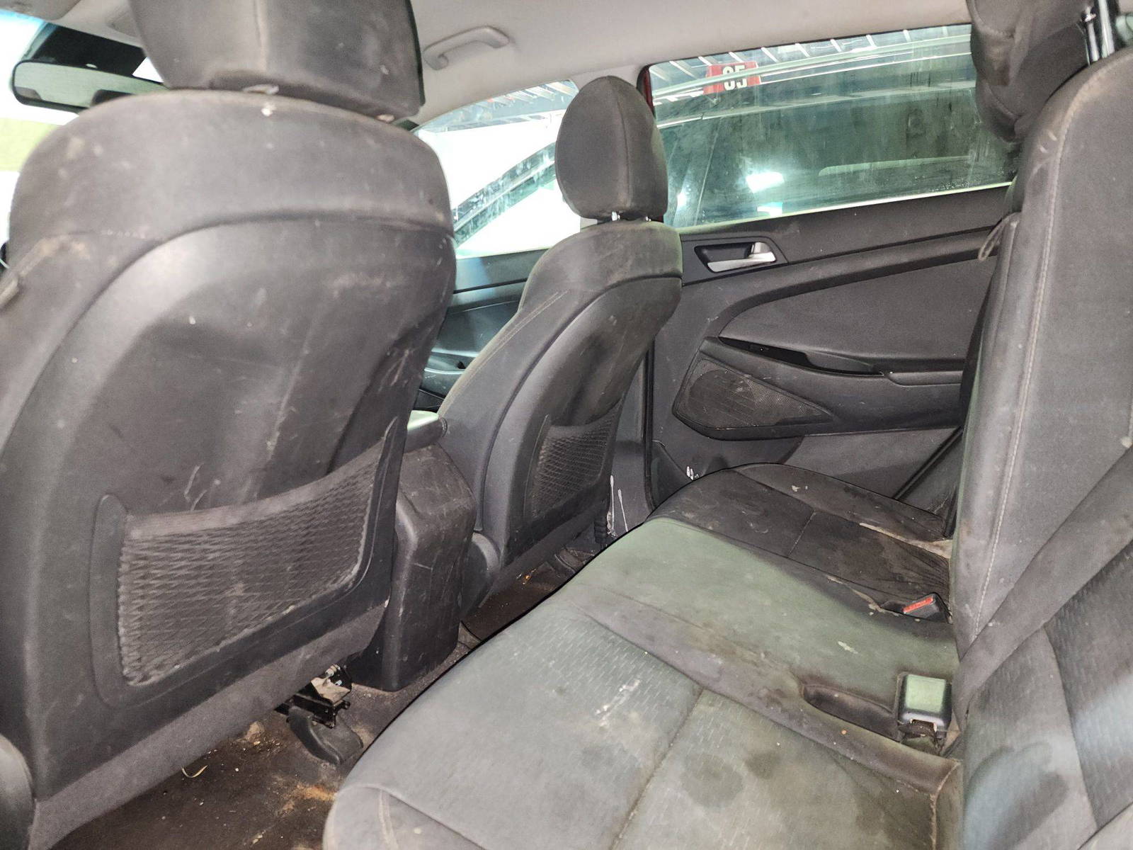 2019 HYUNDAI TUCSON — 157976 Miles — Lot KU888425 — Souq - Marhaba Auctions Used Cars - Image 7
