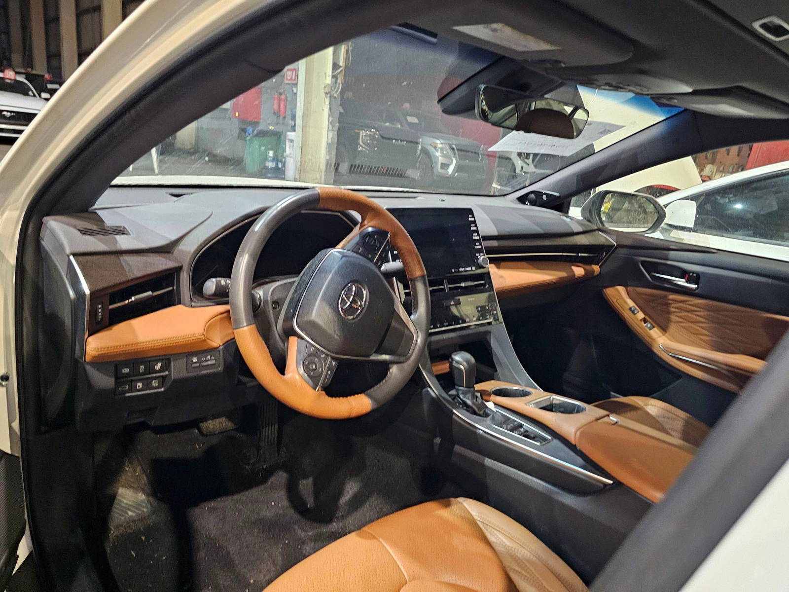 2020 TOYOTA AVALON — 76710 Miles — Lot 97876995 — Main - Marhaba Auctions Used Cars - Image 8