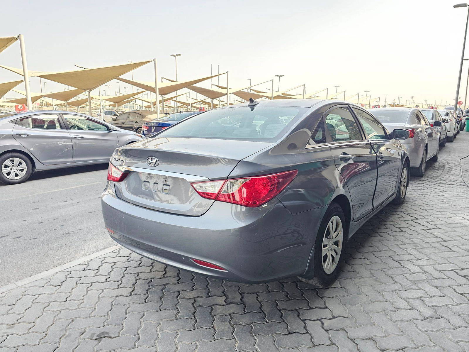 2011 HYUNDAI SONATA — 141587 Miles — Lot BH169364 — Souq - Marhaba Auctions Used Cars - Image 4