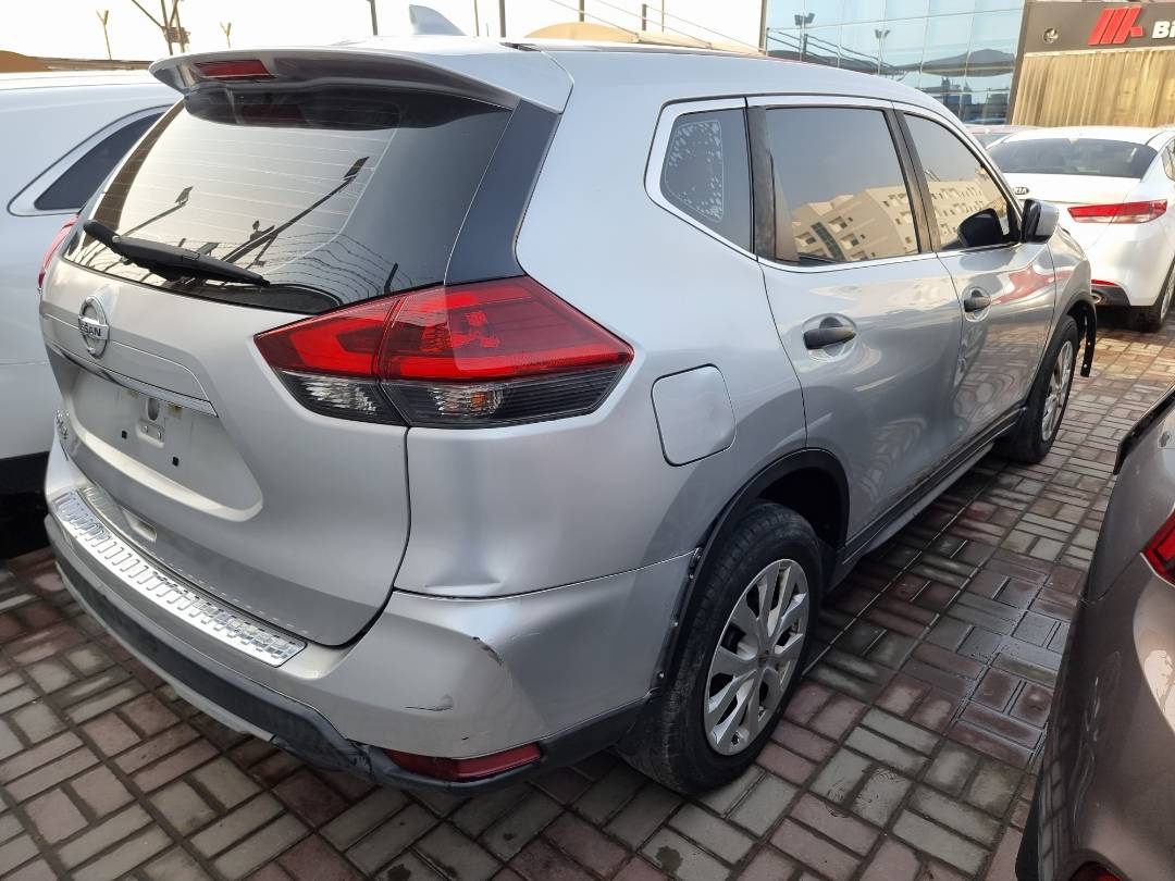 2018 NISSAN ROGUE — 162111 Miles — Lot 99161 — Ind. 12 - Marhaba Auctions Used Cars - Image 4