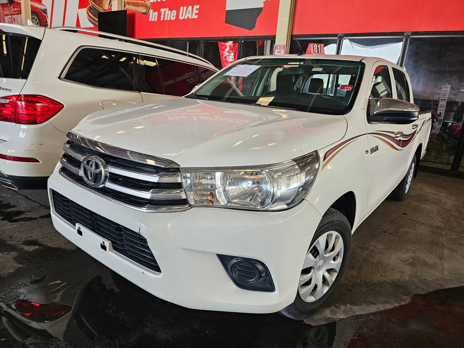 2019 TOYOTA HILUX — 132140 KM — Lot 215487 — Main - Marhaba Auctions Used Cars - Image 4