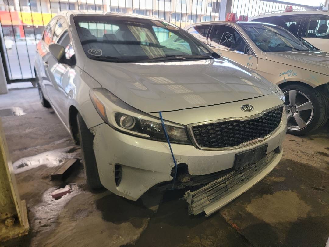 2017 KIA FORTE — 166404 Miles — Lot 7590737 — Souq - Marhaba Auctions Used Cars - Image 4