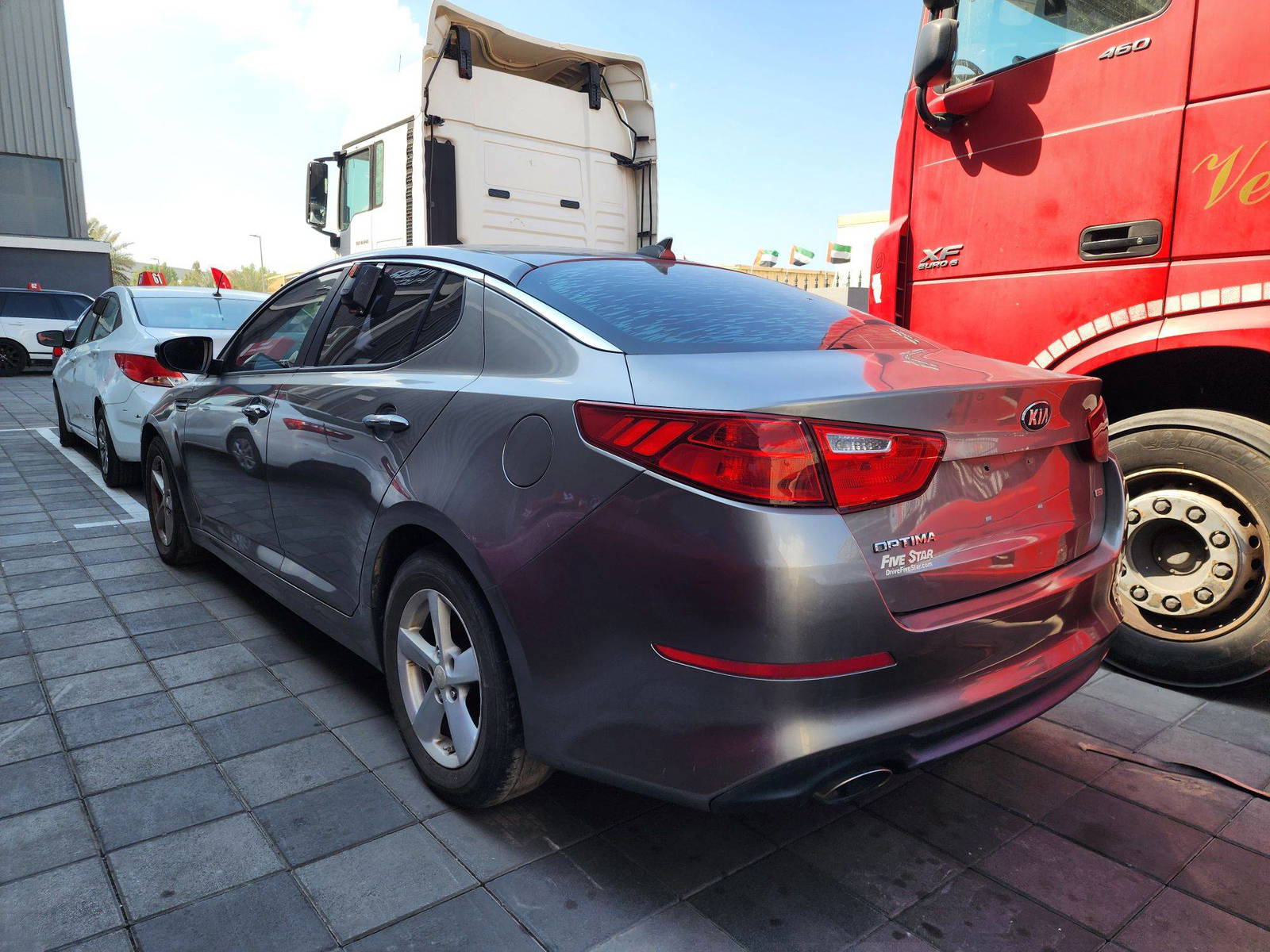 2015 KIA OPTIMA — 156682 Miles — Lot 70388904 — Al Quoz - Marhaba Auctions Used Cars - Image 5