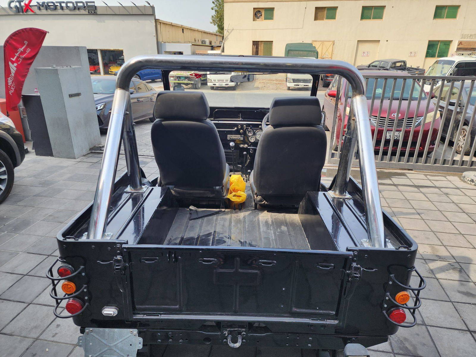 1980 MITSUBISHI JEEP — 63285 KM — Lot 5803234 — Al Quoz - Marhaba Auctions Used Cars - Image 9