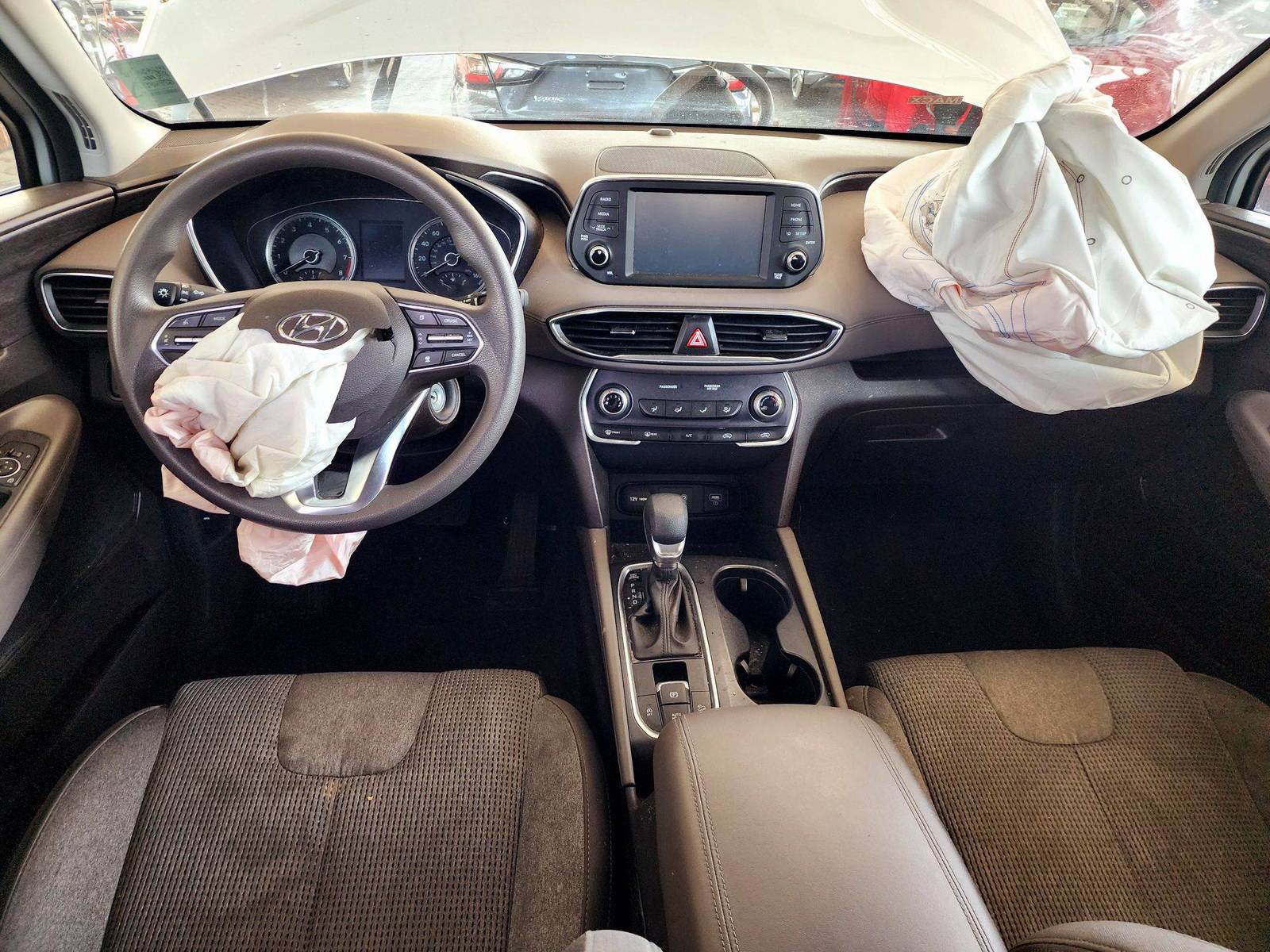 HYUNDAI SANTA FE 2019 - Marhaba Auction Used Cars - Image 7