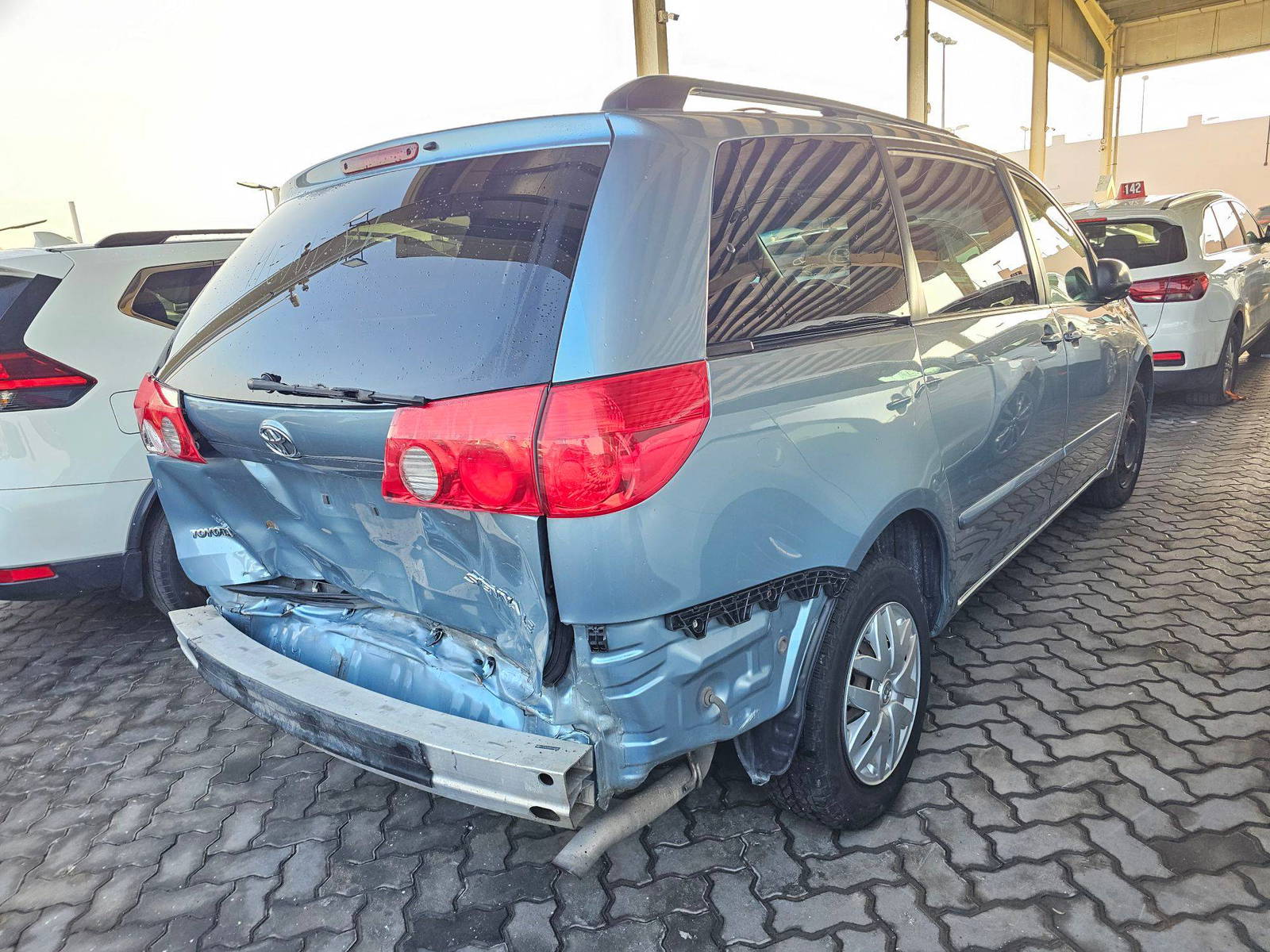 TOYOTA SIENNA 2006 - Marhaba Auction Used Cars - Image 4