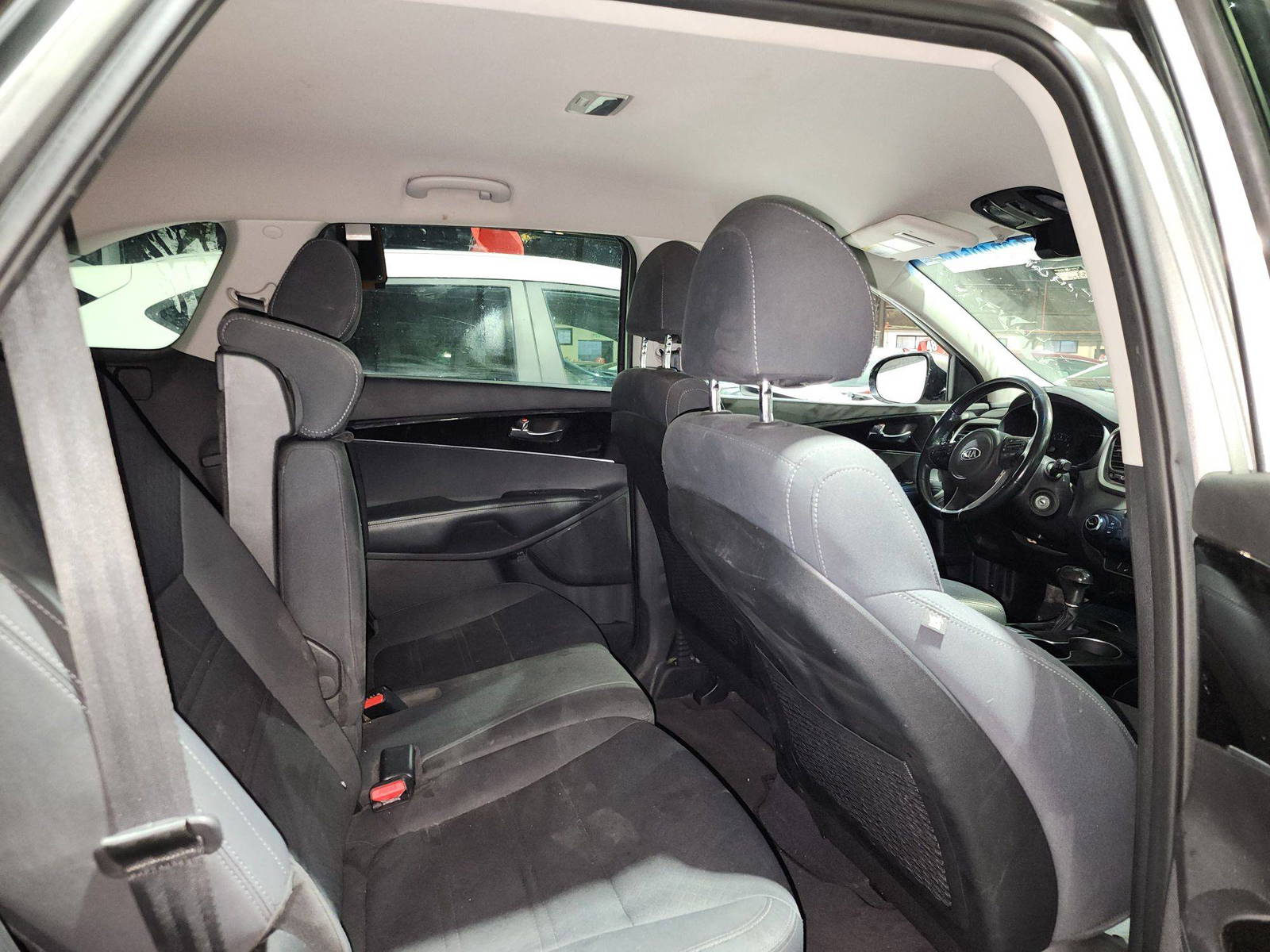 2018 KIA SORENTO — 96329 Miles — Lot 50284054 — Al Quoz - Marhaba Auctions Used Cars - Image 7