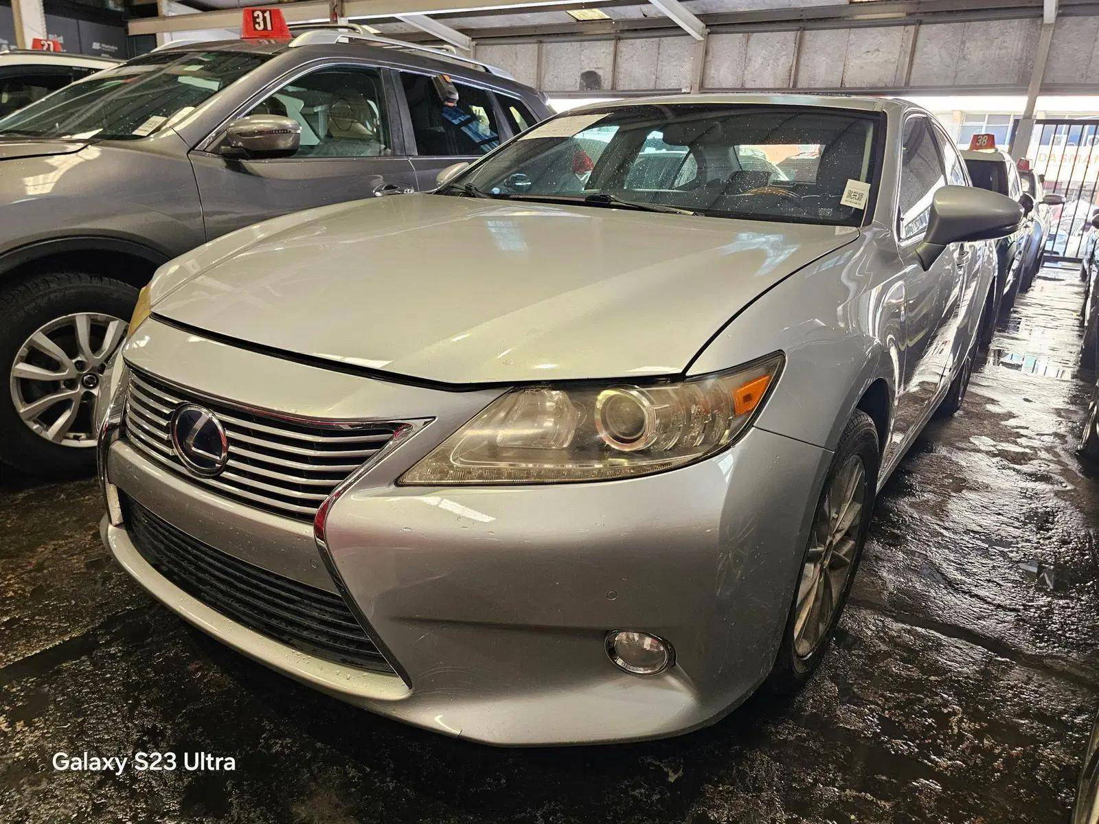 LEXUS ES 300H