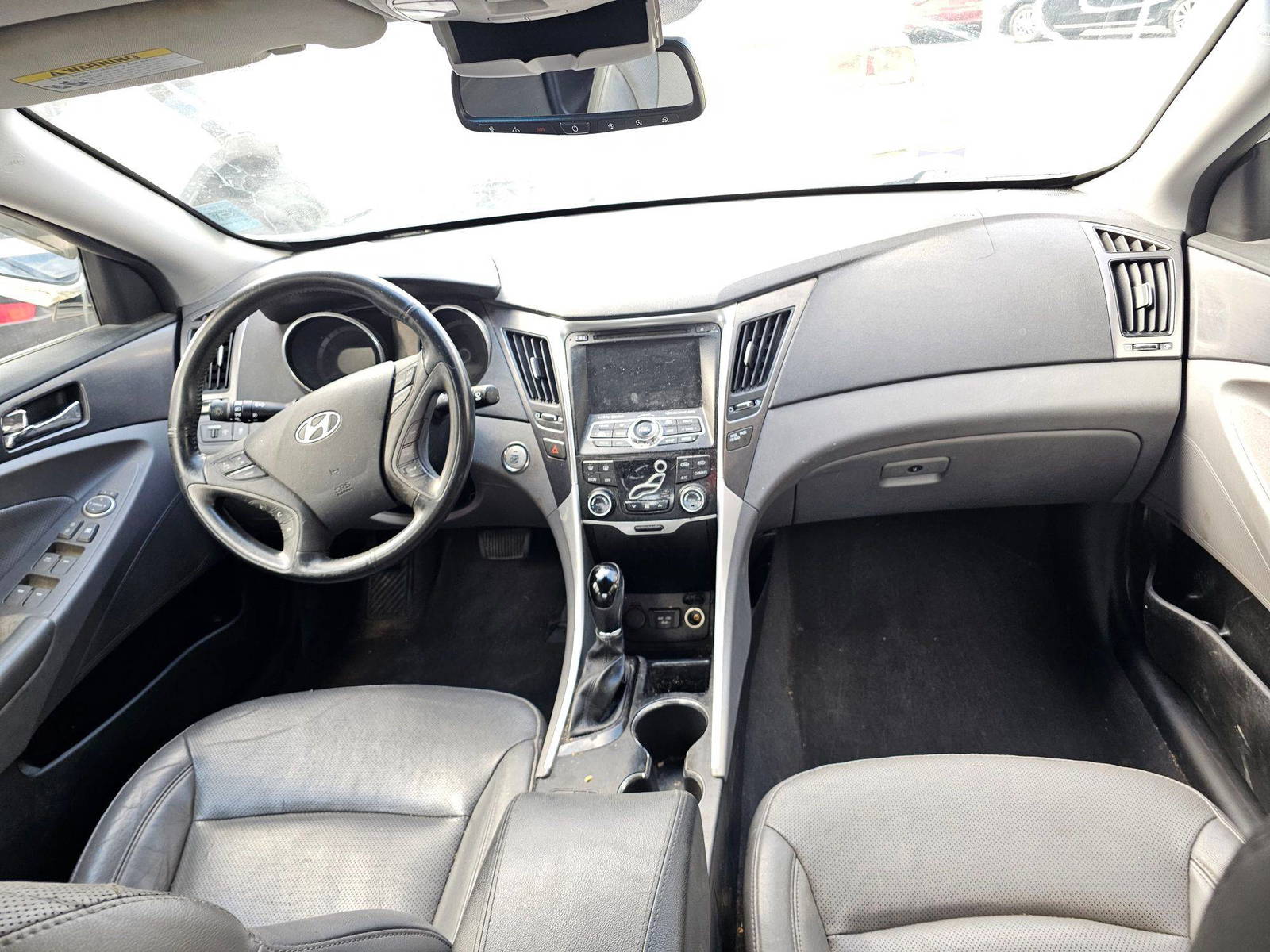 2015 HYUNDAI SONATA — 135748 Miles — Lot 48FA120102 — Souq - Marhaba Auctions Used Cars - Image 8