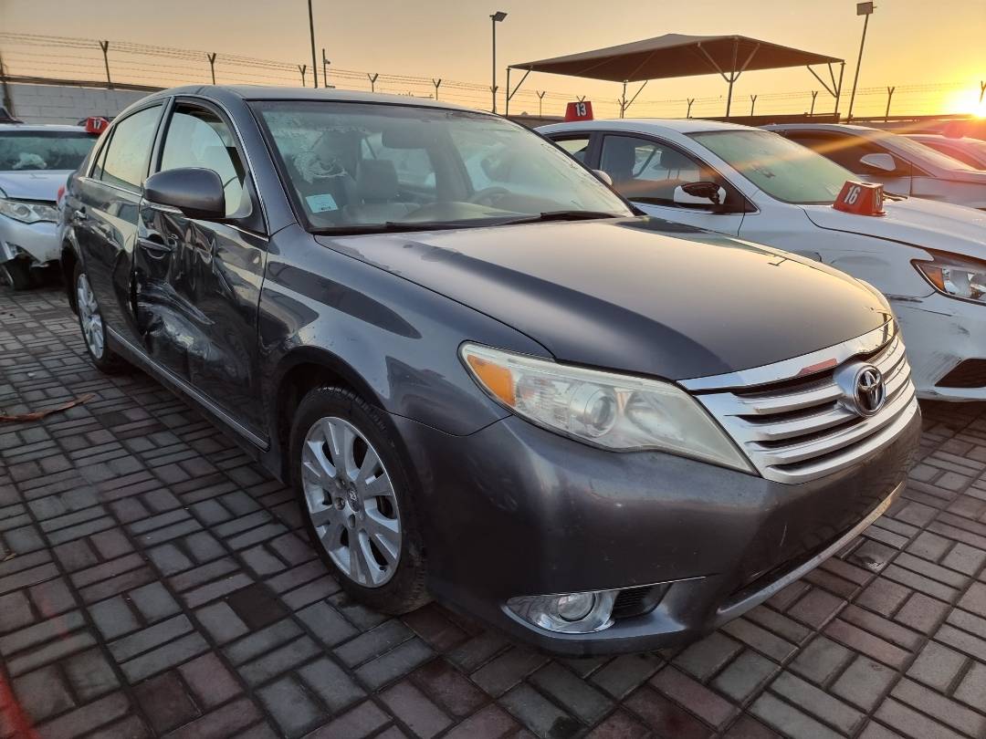 2011 TOYOTA AVALON — 207631 Miles — Lot 125478 — Ind. 12 - Marhaba Auctions Used Cars - Image 3