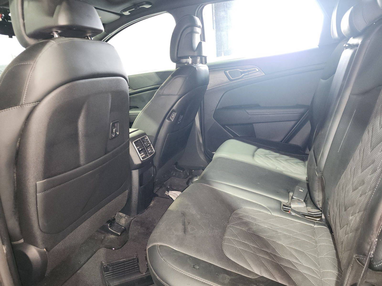 KIA SPORTAGE 2023 - Marhaba Auction Used Cars - Image 7