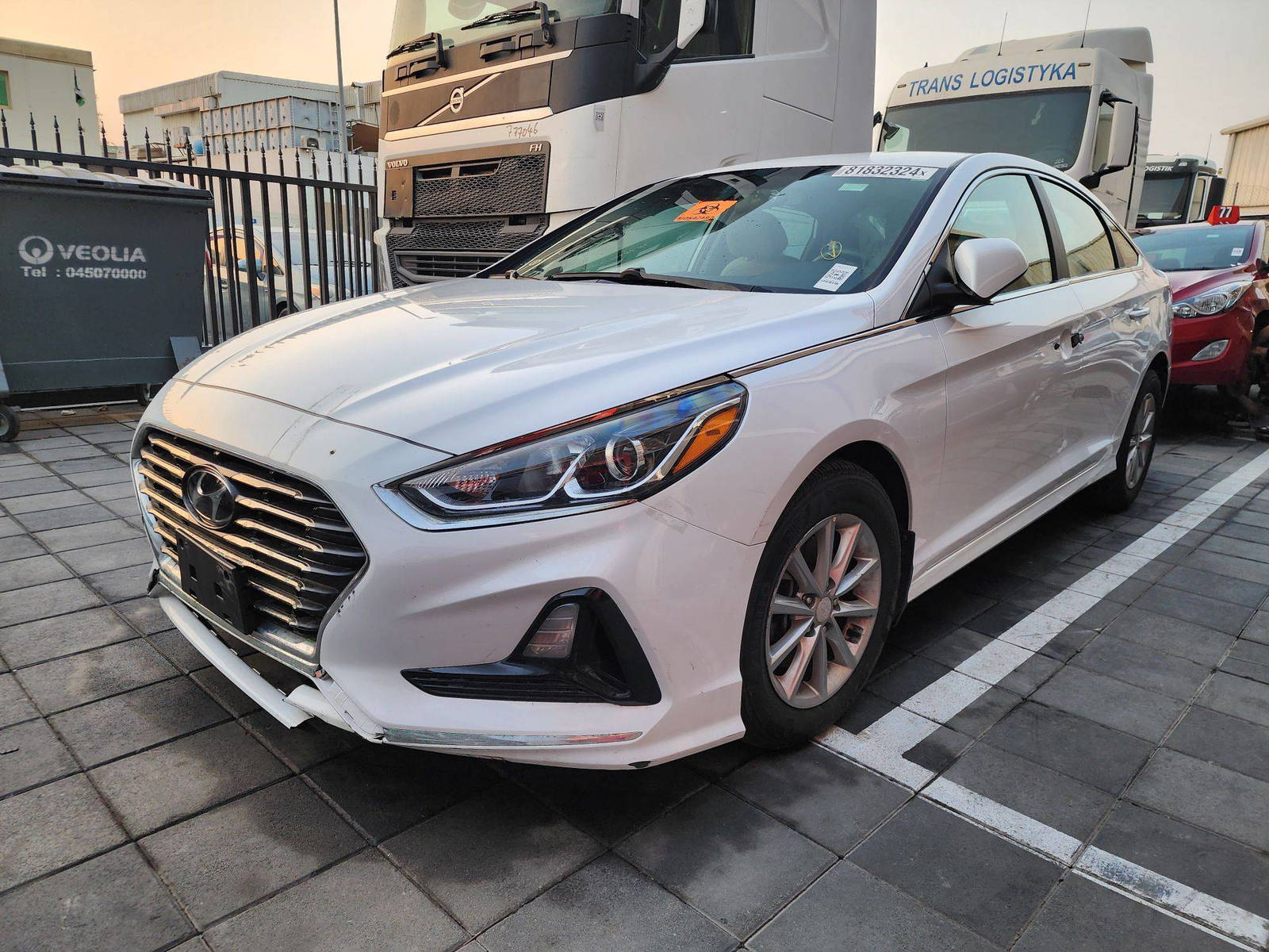 2018 HYUNDAI SONATA — 100845 Miles — Lot 81832324 — Main - Marhaba Auctions Used Cars - Image 5