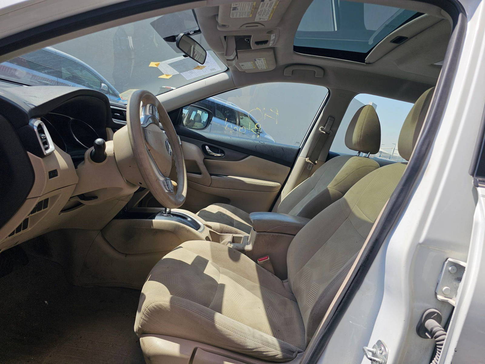 NISSAN ROGUE 2015 - Marhaba Auction Used Cars - Image 9