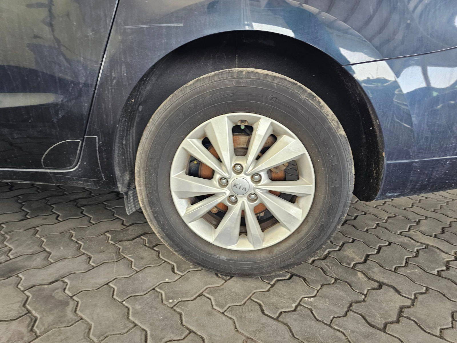 KIA SEDONA 2017 - Marhaba Auction Used Cars - Image 9