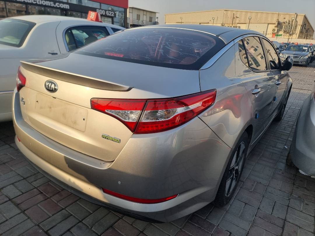 2014 KIA K5 — 276720 KM — Lot 056714 — Ind. 12 - Marhaba Auctions Used Cars - Image 6