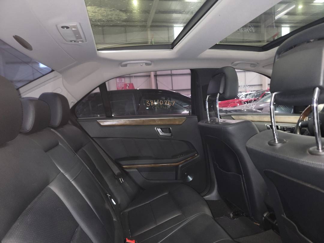 2011 MERCEDES BENZ E 350 — 200307 Miles — Lot A344381 - Marhaba Auctions Used Cars - Image 5