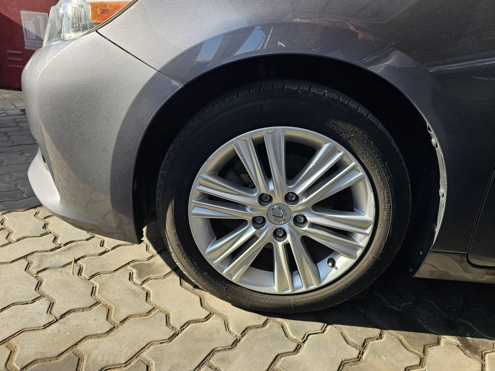 LEXUS ES 350 2015 - Marhaba Auction Used Cars - Image 10