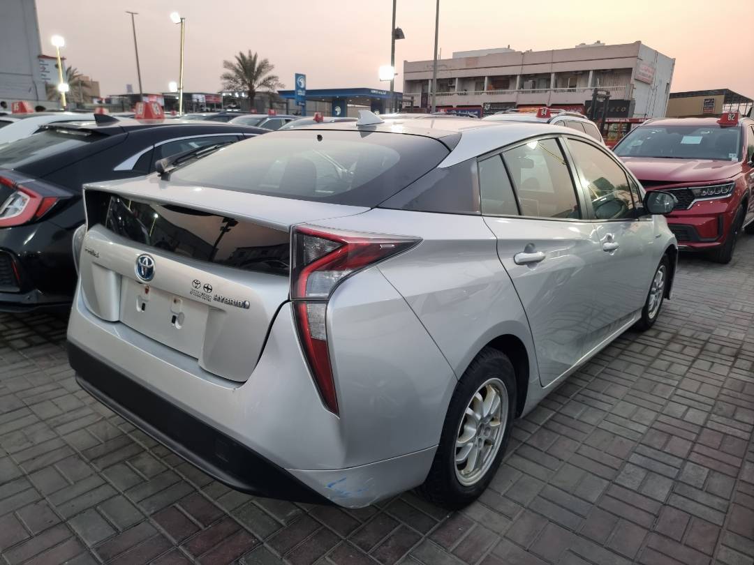 2016 TOYOTA PRIUS — 228265 Miles — Lot 215487 — Ind. 12 - Marhaba Auctions Used Cars - Image 5
