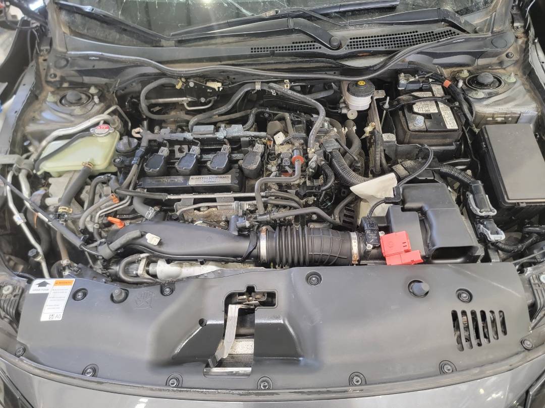 2019 HONDA CIVIC — 61040 Miles — Lot 37921886 - Marhaba Auctions Used Cars - Image 4