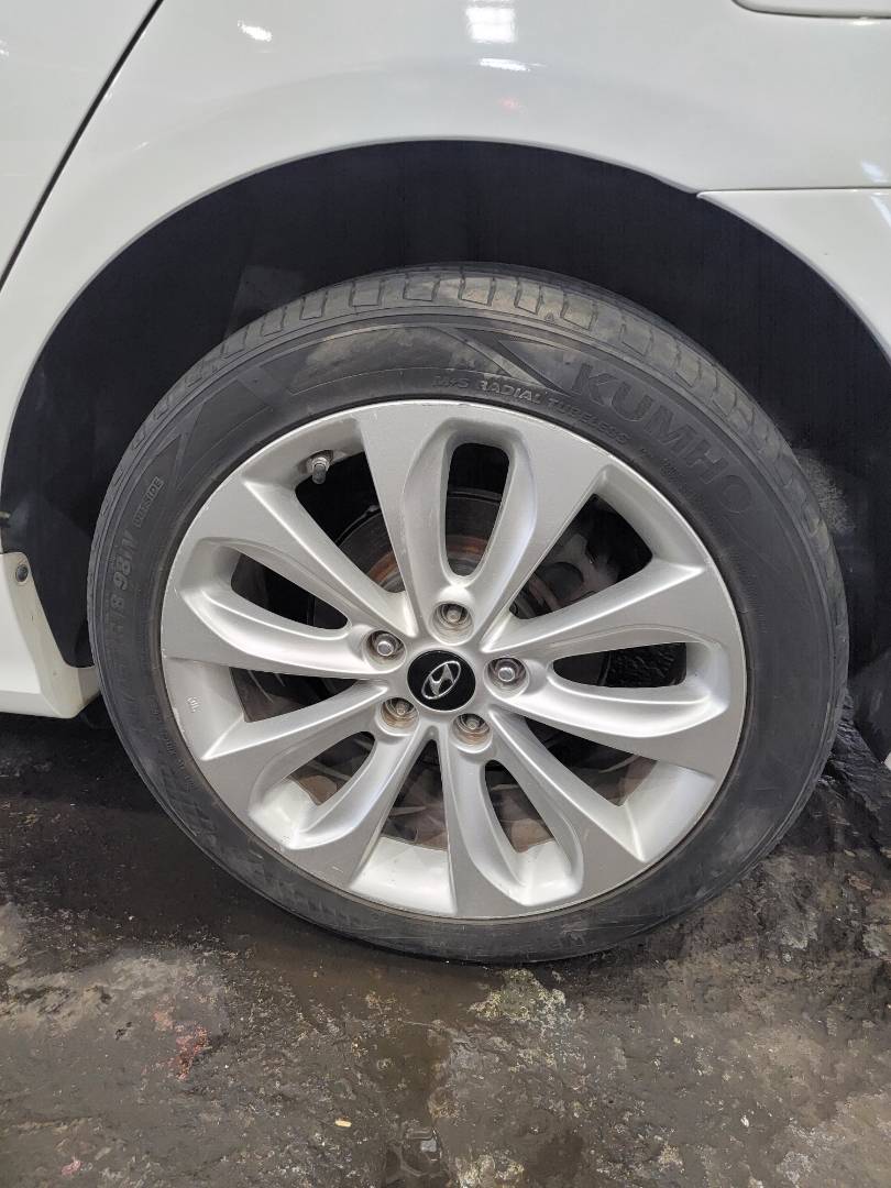 2010 HYUNDAI SONATA — 232810 Miles — Lot AA149748 — Main - Marhaba Auctions Used Cars - Image 9
