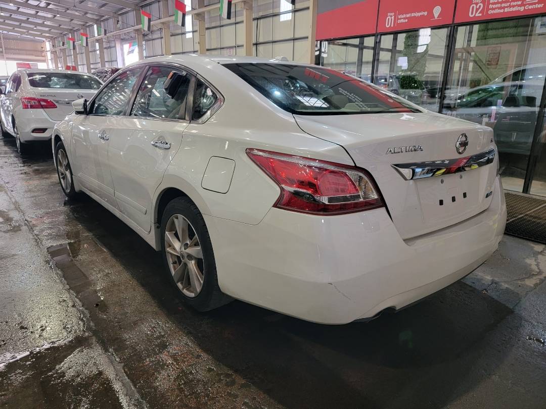 2013 NISSAN ALTIMA — 131565 Miles — Lot 67841764 — Main - Marhaba Auctions Used Cars - Image 5