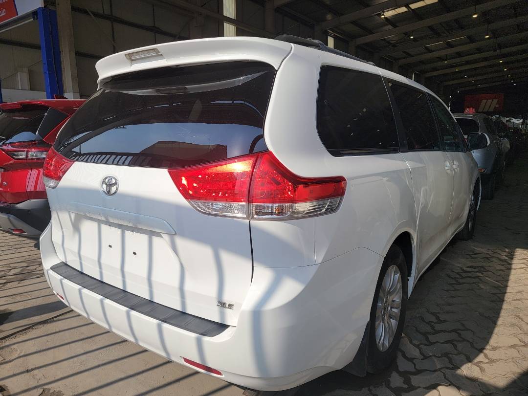 2013 TOYOTA SIENNA — 145767 Miles — Lot 399371 — Main - Marhaba Auctions Used Cars - Image 4