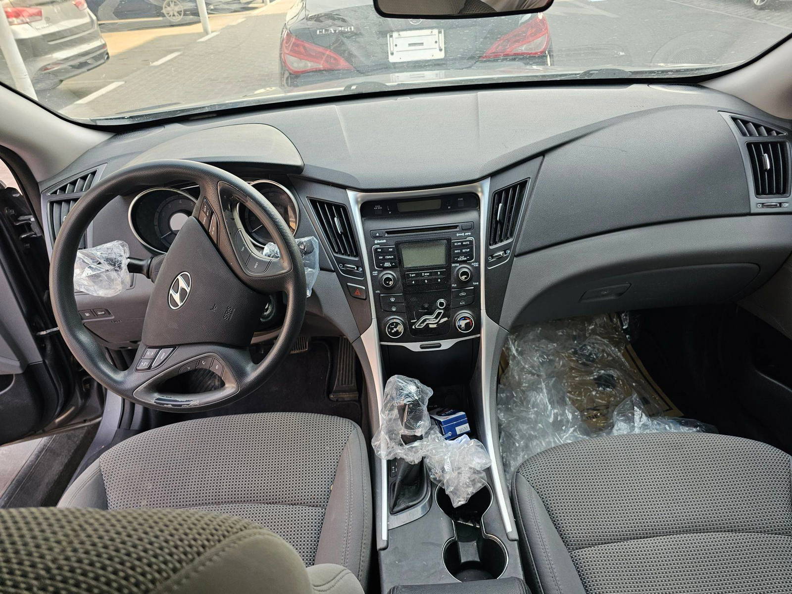2011 HYUNDAI SONATA — 141657` Miles — Lot 169364 — Souq - Marhaba Auctions Used Cars - Image 7
