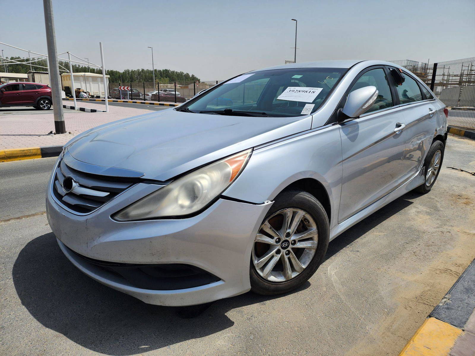 2014 HYUNDAI SONATA — 218537 Miles — Lot 39289818 — Souq - Marhaba Auctions Used Cars - Image 4