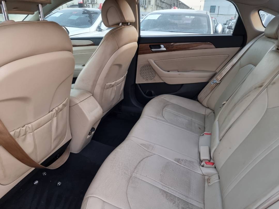 2015 HYUNDAI SONATA — 198782 Miles — Lot 5013322 — Ind. 12 - Marhaba Auctions Used Cars - Image 6