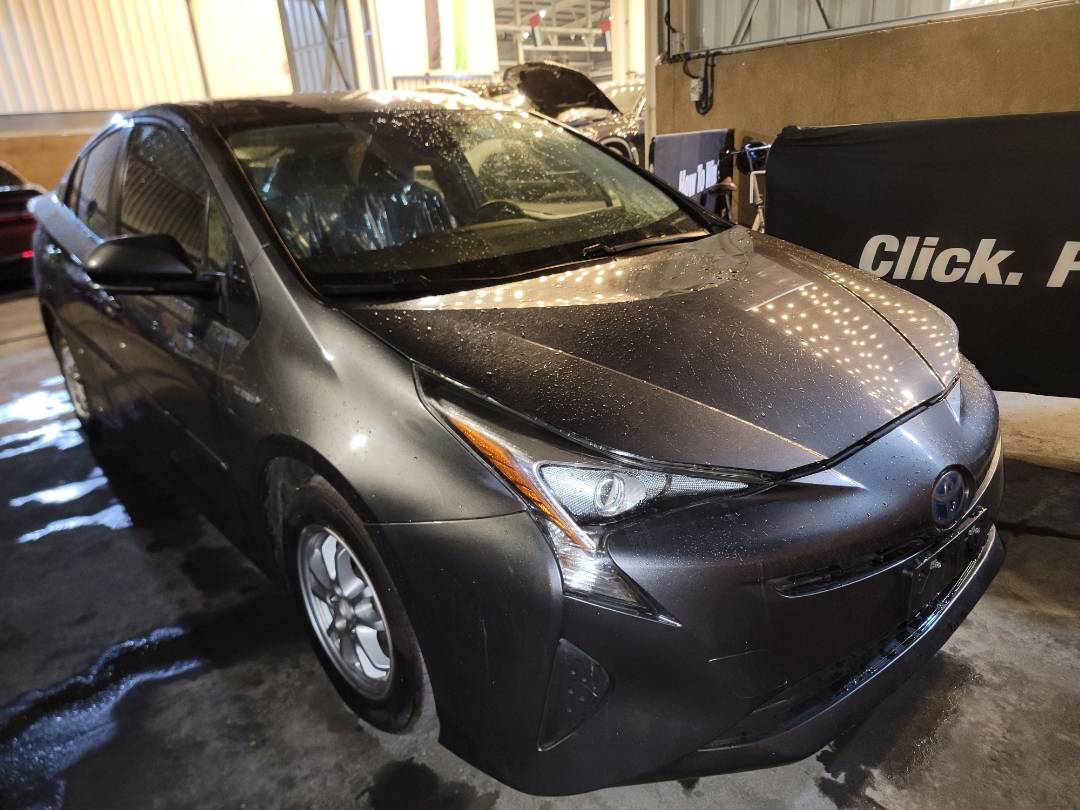 2017 TOYOTA PRIUS — 203182 Miles — Lot 038525 - Marhaba Auctions Used Cars - Image 8