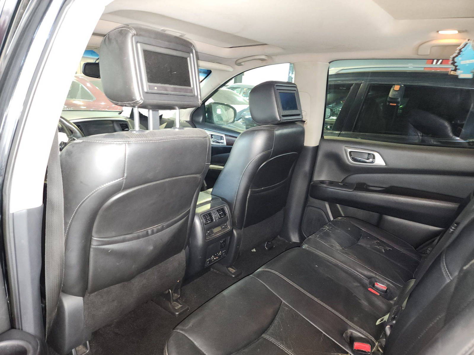 2014 NISSAN PATHFINDER — 155949 Miles — Lot 57563384 — Al Quoz - Marhaba Auctions Used Cars - Image 7